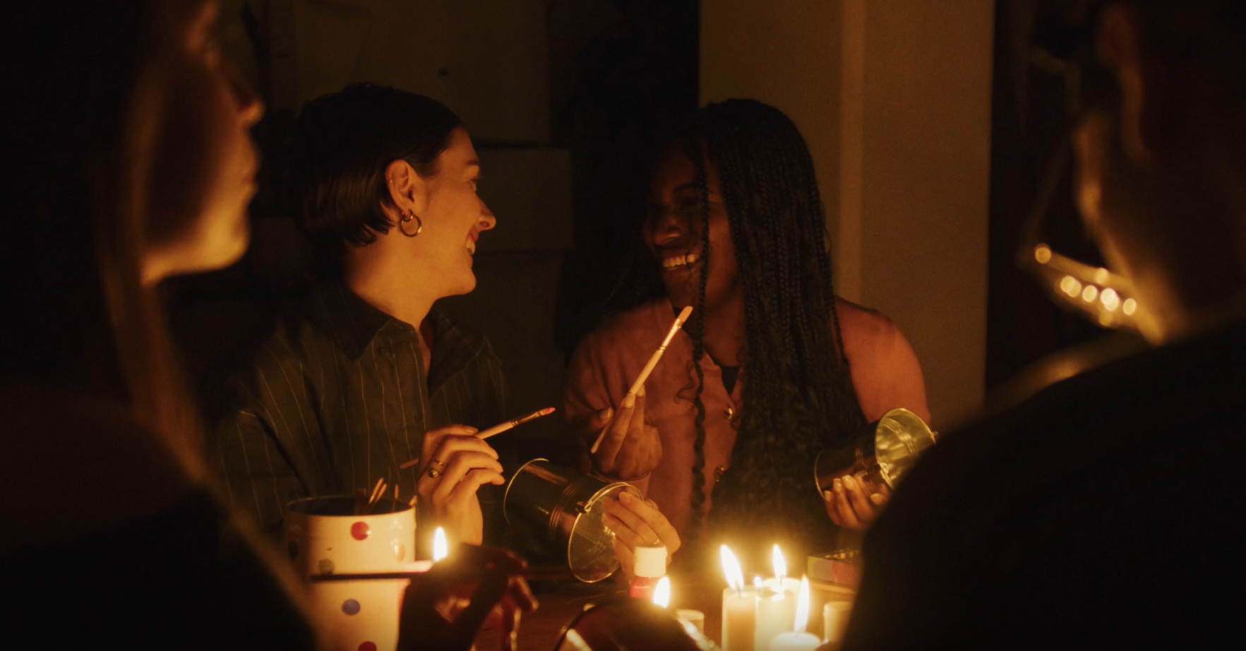 The Power of a Pause: Filming Earth Hour with the Quiet Lens of Arles Primes